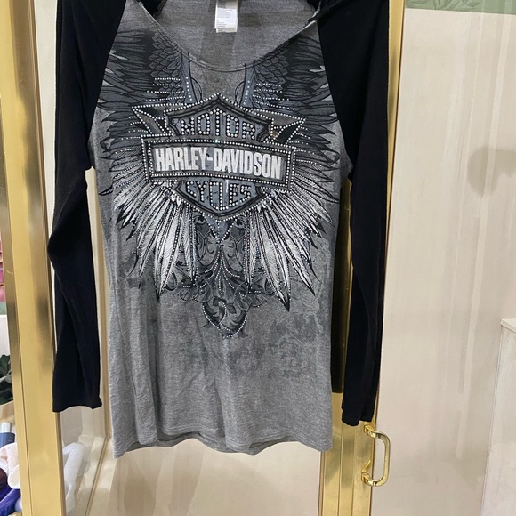 Harley Davidson Long Sleeve with Hood t-shirt with Rhinestones - Picture 6 of 9